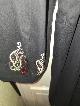 Abrigo Armatrichi Negro Bordado Hecho en España