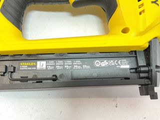 clavadora stanley tre650