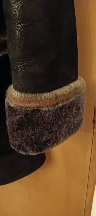 Abrigo piel vuelta capucha