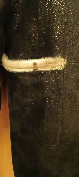 Abrigo piel vuelta capucha