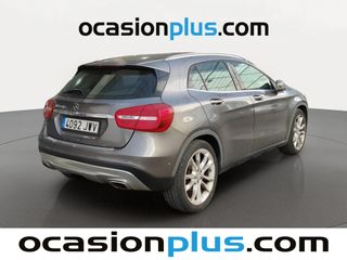 Mercedes-Benz GLA 200 d Urban 100 kW (136 CV)