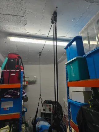 Kayak de pesca a pedales con accesorios