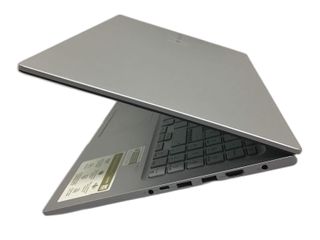 pc portatil asus vivobook f1504va-nj456w