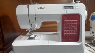 Máquina de coser Brother CS10s seminueva