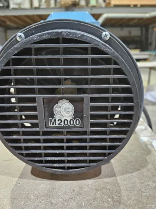 Motor lijadora de molduras