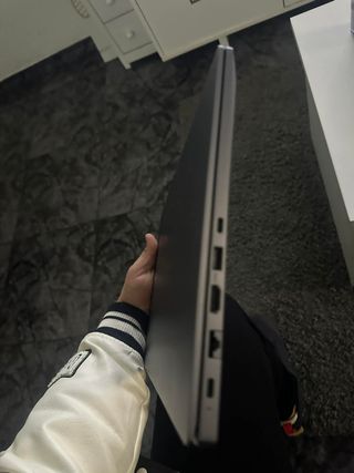 Ordenador Portátil Samsung Gris Nuevo sin caja