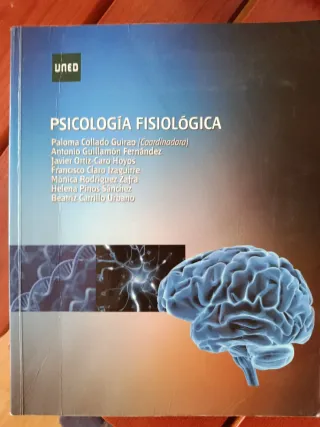 Libros de Primero y de Segundo de psicología UNED