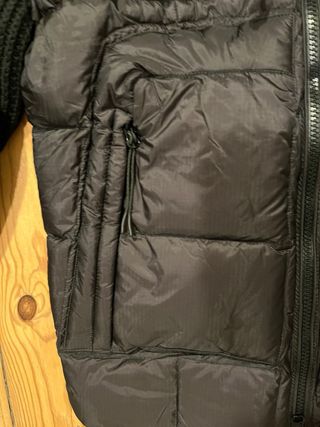 C.P. Company Chaqueta Acolchada y Tejida Negra