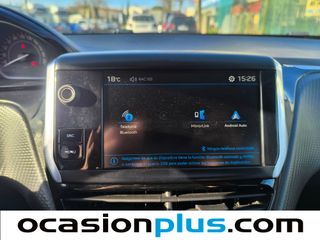 Peugeot 2008 PureTech 82 S&S Style 60 kW (82 CV)