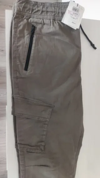 Pantalón Green Coast verde oliva. SIN ESTRENAR