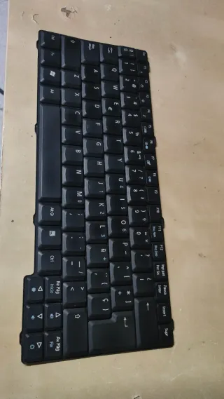 Teclado portátil negro