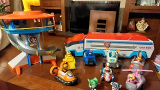 Patrulla Canina, Centro Mando ,Camión y Vehículos