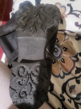 Stivali Geox marroni con cinturini