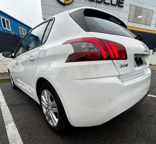 Peugeot 308 2021