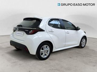 Toyota Yaris 1.5 120H Business Plus