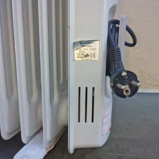 Radiador Eléctrico Bluesky 2000w.