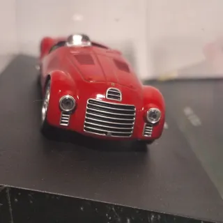 Modellino Ferrari 125 S 1947