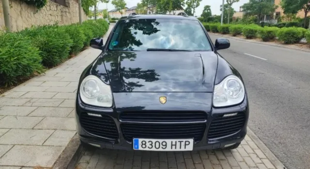Porsche Cayenne 2005