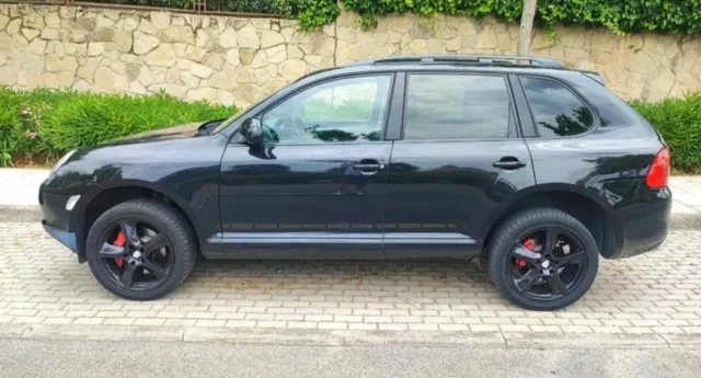 Porsche Cayenne 2005