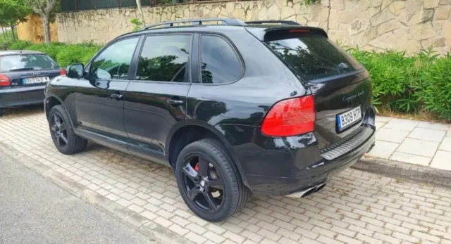 Porsche Cayenne 2005