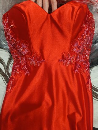 Vestido de fiesta rojo, talla S