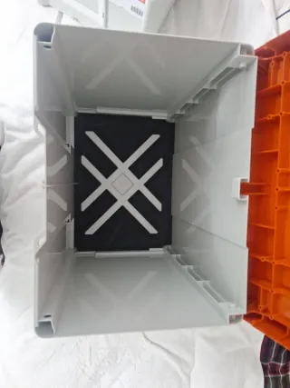 Caja de Baterías STIHL Naranja