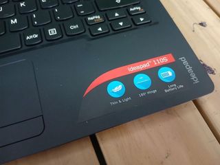 Lenovo Ideapad 110S-11Ibr 1.6GHZ 11.6" portátil