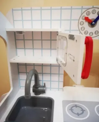 Cocina de madera para niños