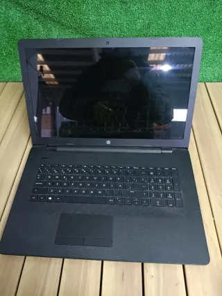 Portátil 17.3'' HP 17-AK004NS (AMD E2 - RAM: 4 GB