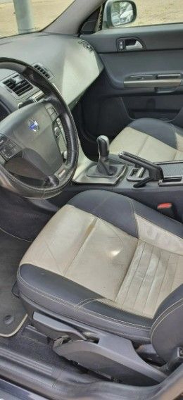 Volvo V50 2008 2.0d 136CV RDESIGN