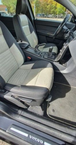 Volvo V50 2008 2.0d 136CV RDESIGN