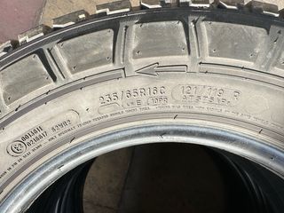 3 Neumáticos Michelin 235/65R16C 121/119R