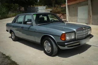 Se alquilan vehículos