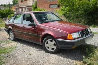 Se alquilan vehículos