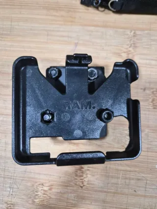 Navegador Garmin Nuvi 1200 + Soporte RAM