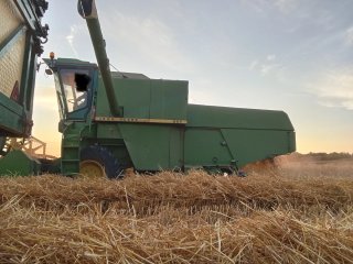 Cosechadora John Deere 952