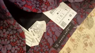 Falda Zara fiesta morada y roja talla 40