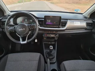 KIA Stonic 2025