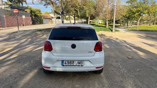 Volkswagen Polo 2016. solo. 115.000
