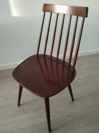 Silla nórdica vintage atemporal