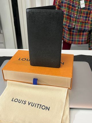 Cartera Louis Vuitton Negra