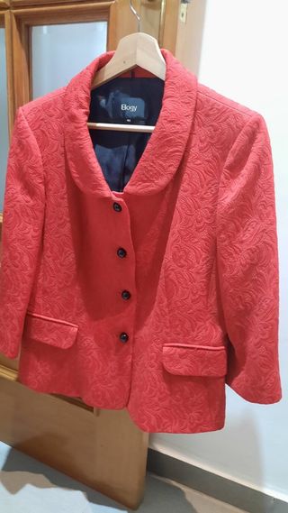 Chaqueta Elogy Talla 44 3/4 Roja