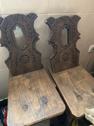 Mueble de madera tallado