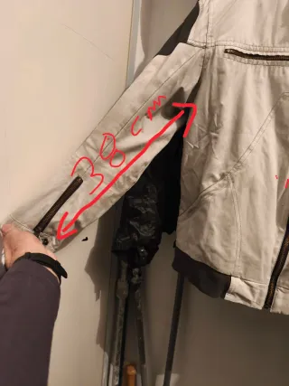 Chaqueta moto entretiempo protecciones
