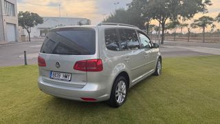 Volkswagen Touran 2012