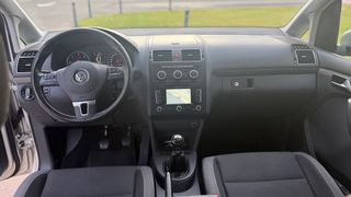 Volkswagen Touran 2012