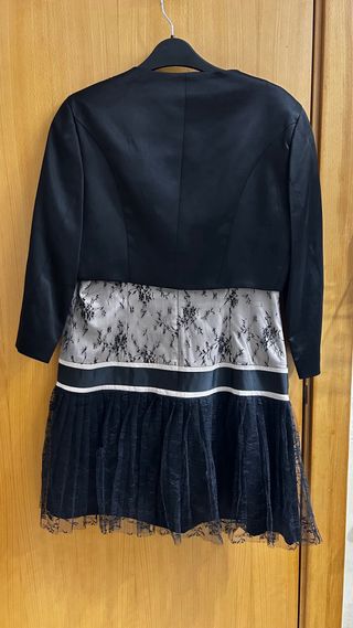 Vestido de ceremonia negro y veig.