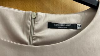 Vestido de ceremonia negro y veig.