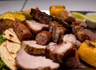 Servicio de eventos asados al barril