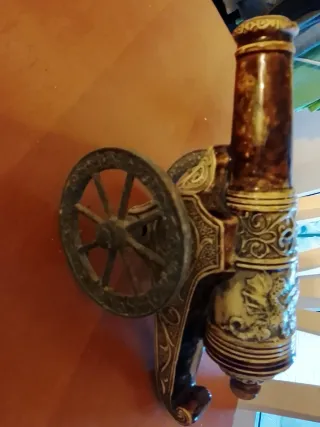 Cannone decorativo vintage